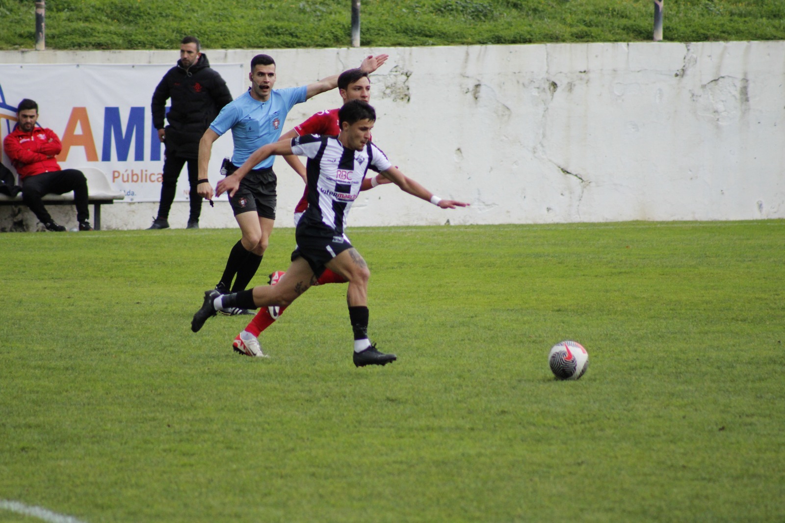 Futebol: Sport Clube Mirandela empata com o Vilar de Perdizes no dérbi transmontano