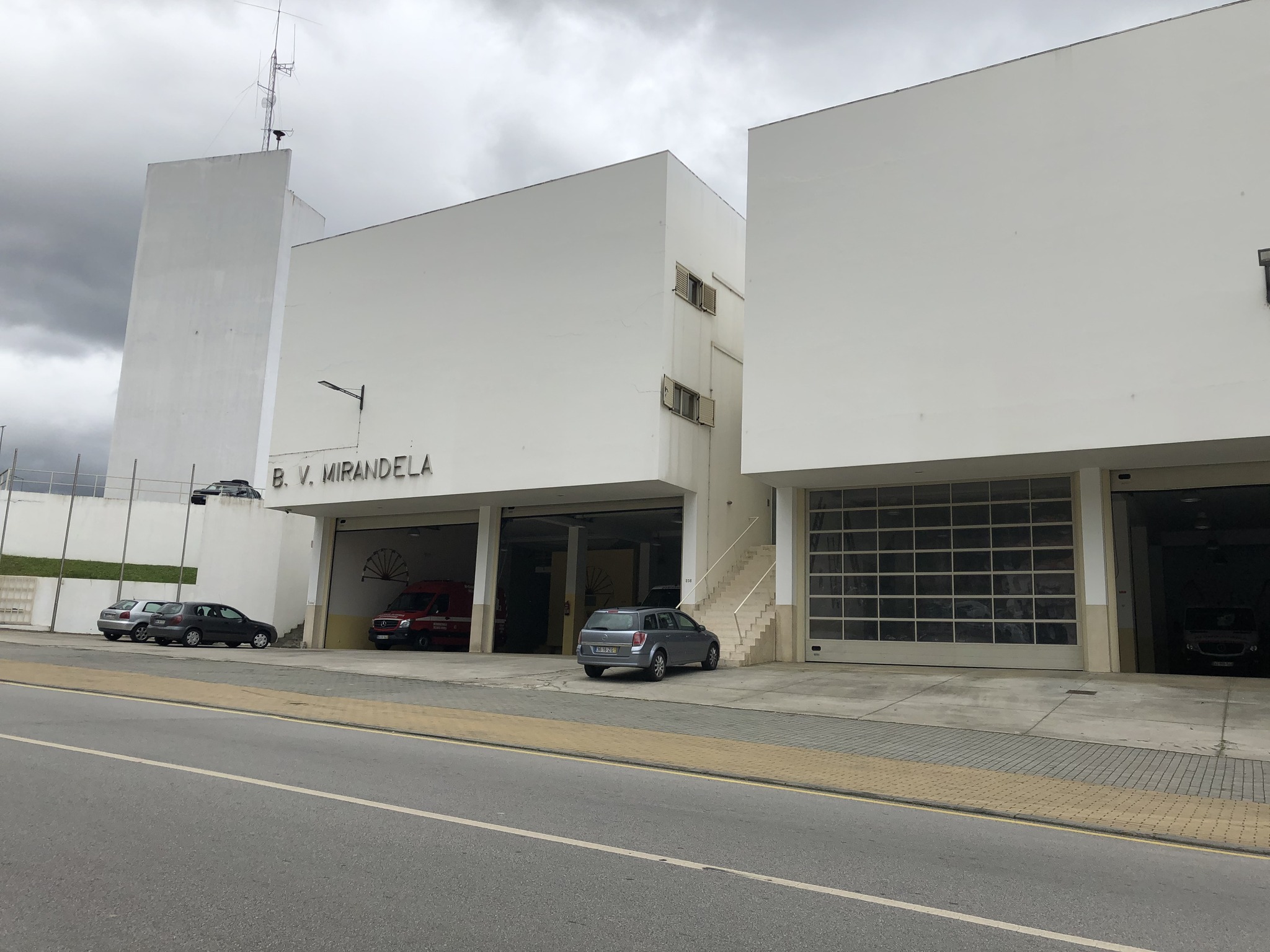 Entidades ligadas ao ministério da saúde devem cerca de meio milhão de euros aos bombeiros de Mirandela