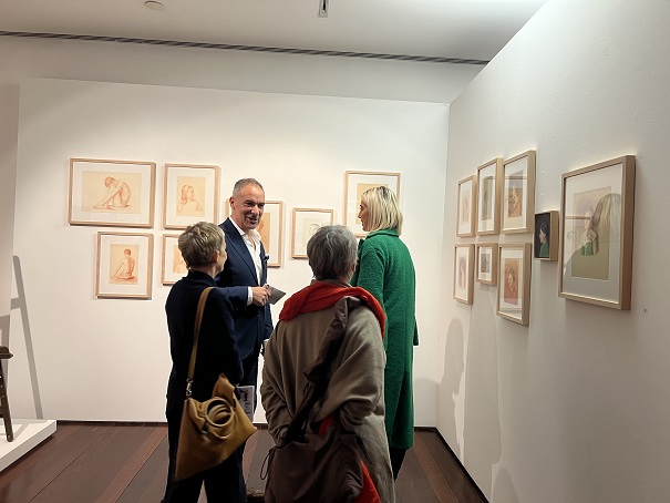 Exposição com obras de Berta Nery Durão patente no Museu Abade Baçal