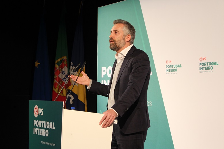 Pedro Nuno Santos esteve com militantes do PS em Bragança para vencer liderança do partido