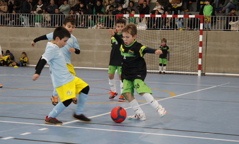O 17º Encontro de Futsal de Petizes e Traquinas contou com mais de três centenas de crianças