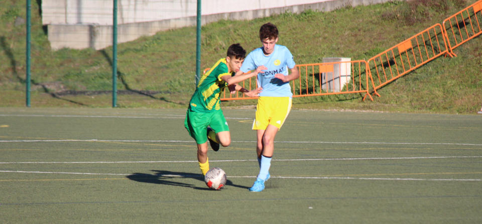 Futebol: Escola Crescer venceu o Lomarense e conquistou a primeira vitória na Fase de Manutenção e Descida