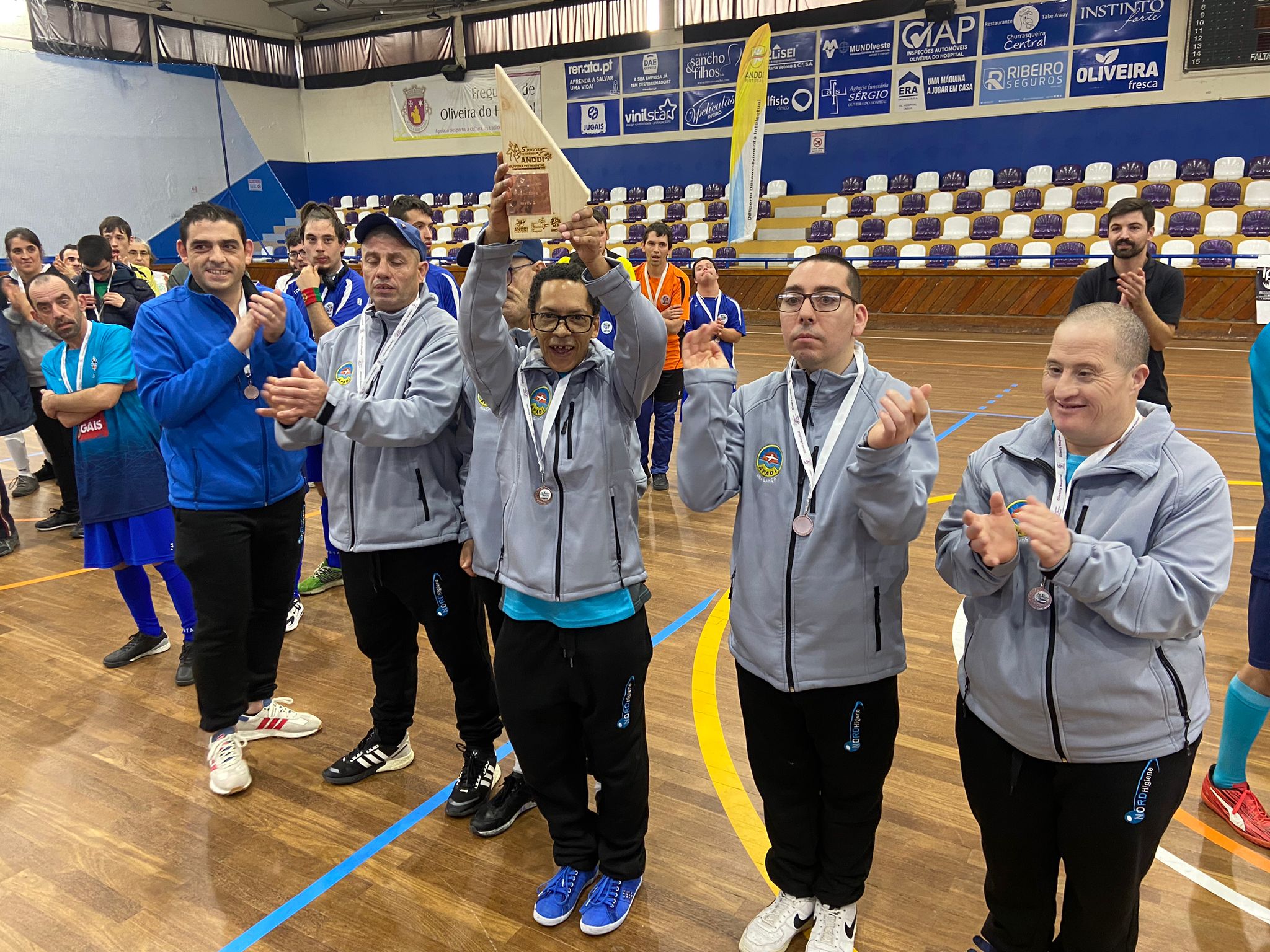 Desporto inclusivo: APADI sagrou-se campeã nacional em ParaHóquei nos Quintos Jogos de Inverno da ANDDI