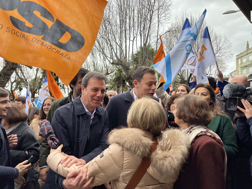 Luís Montenegro diz que o PSD vai recuperar o deputado que perdeu no distrito para o PS