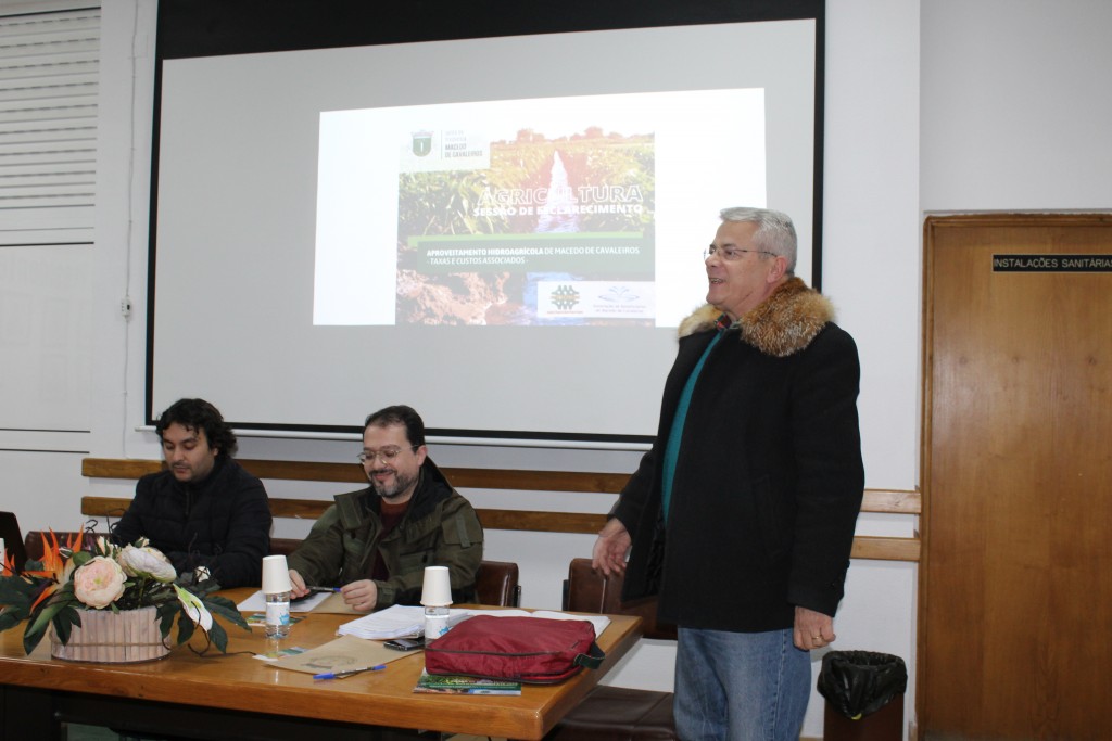 Proprietários de alguns terrenos do perímetro de rega do aproveitamento hidroagrícola de Macedo indignados com pagamento de taxa