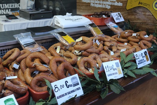 Feira da Alheira de Mirandela arrancou esta quinta-feira com 90 expositores