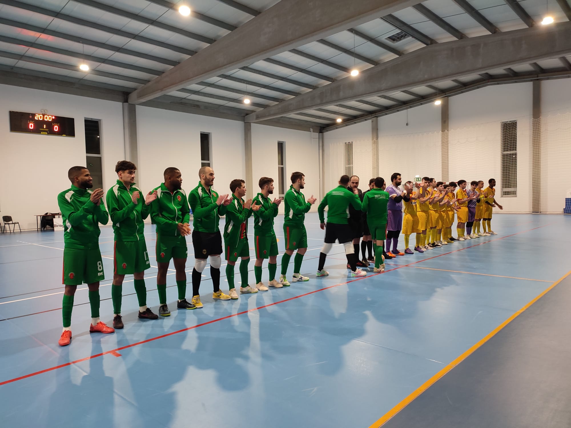 Futsal: Escola Arnaldo Pereira não aproveitou a folga do Miranda do Douro e perdeu com o Sendim