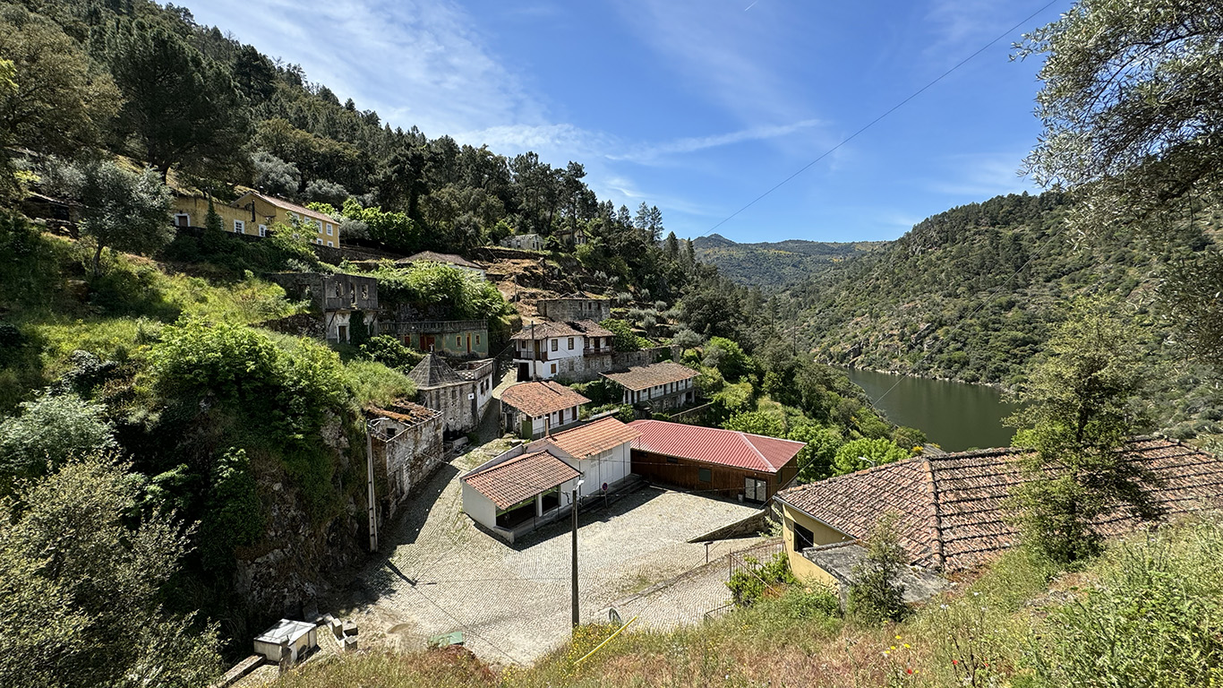 Câmara de Carrazeda abre concurso público para construir balneário definitivo das Termas de São Lourenço
