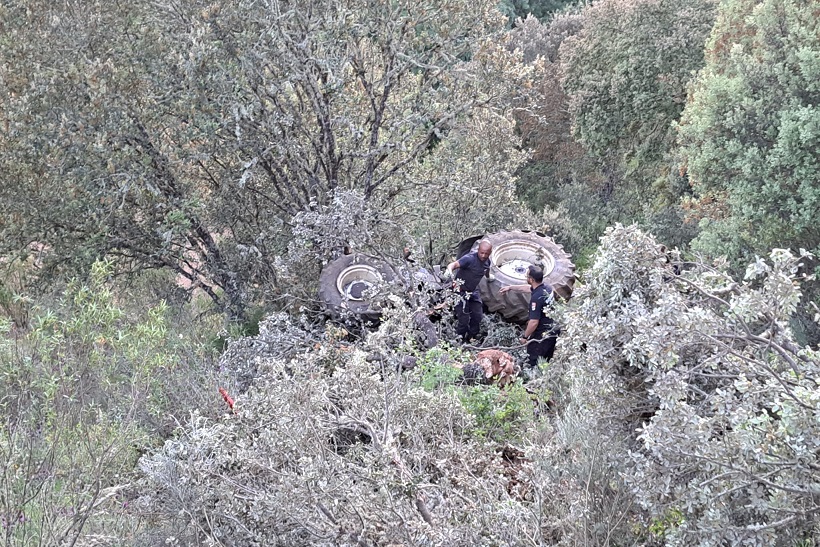 Acabou por morrer homem que caiu de uma ravina num acidente de tractor em Alfaião