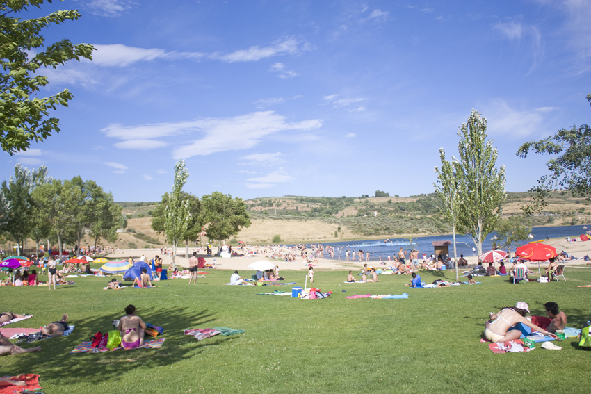 Praia da Ribeira vai ter taxa de manutenção de um euro