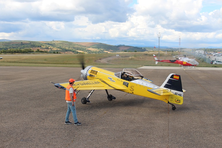 Careto Airshow atraiu milhares de pessoas ao aeródromo de Bragança com pilotos acrobatas