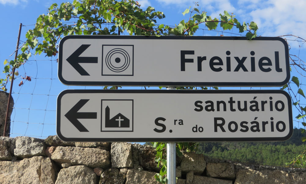 Moradores Freixiel, Vieiro e Folgares indignados com a alteração das moradas e números de porta