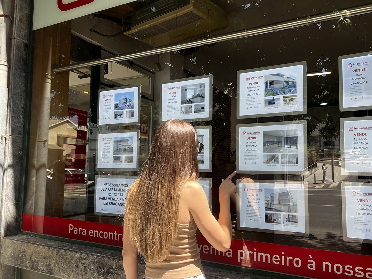 Comprar imóveis para arrendar é um investimento “seguro” que continua a seduzir