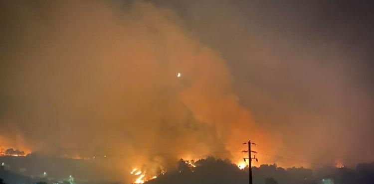 Deflagrou um incêndio em Freixo de Espada à Cinta