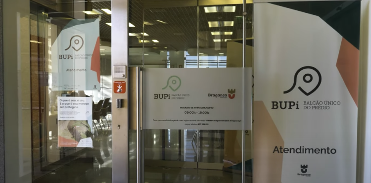 Balcão Único do Prédio de Bragança já reabriu ao público