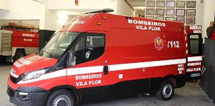 Bebé nasceu na ambulância a caminho do hospital de Bragança