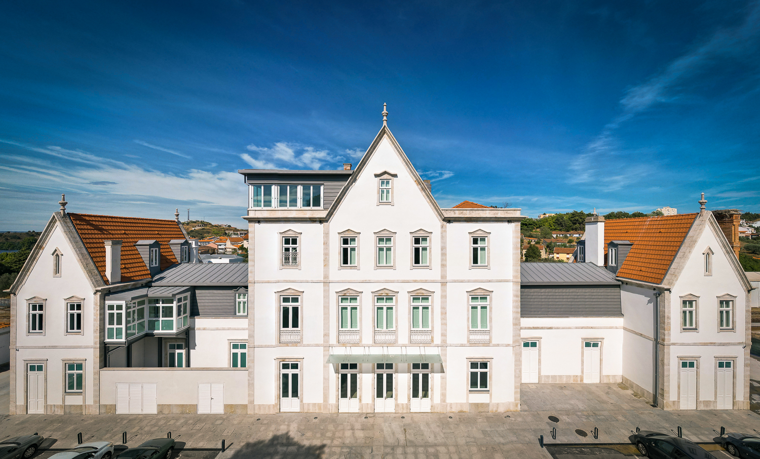 Antiga estação ferroviária de Mirandela transformada em casa de arte e cultura num investimento de 2,5 milhões de euros
