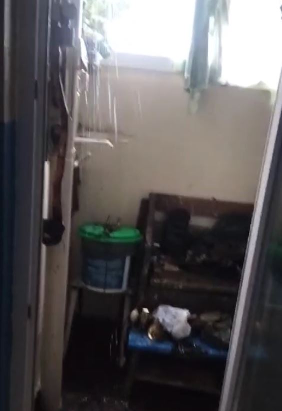 Chuva inunda casas no bairro social da Coxa em Bragança