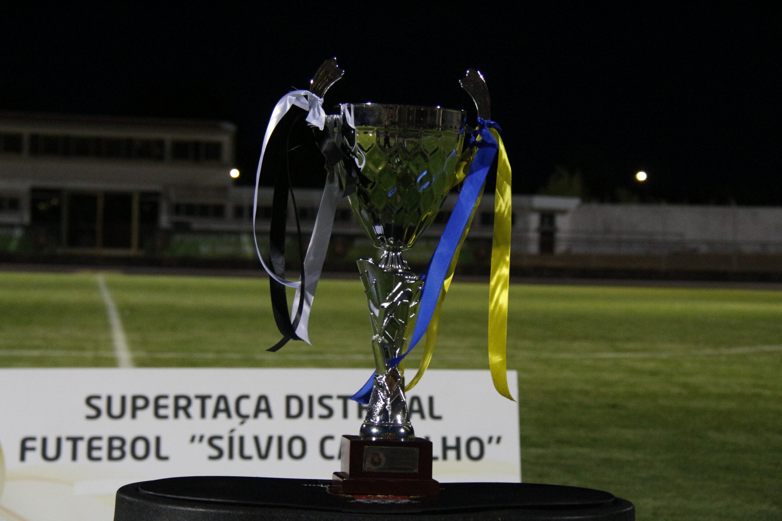 Futebol: Supertaça Distrital não se vai realizar esta temporada no futebol e Sílvio Carvalho vai deixar de ser o patrono