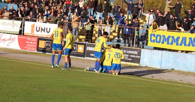 Futebol: Bragança empata com o Paredes e mantém liderança no Campeonato de Portugal