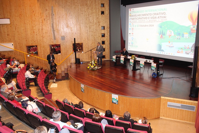 Especialistas da região e do mundo debateram metodologias de envelhecimento num congresso em Vila Flor