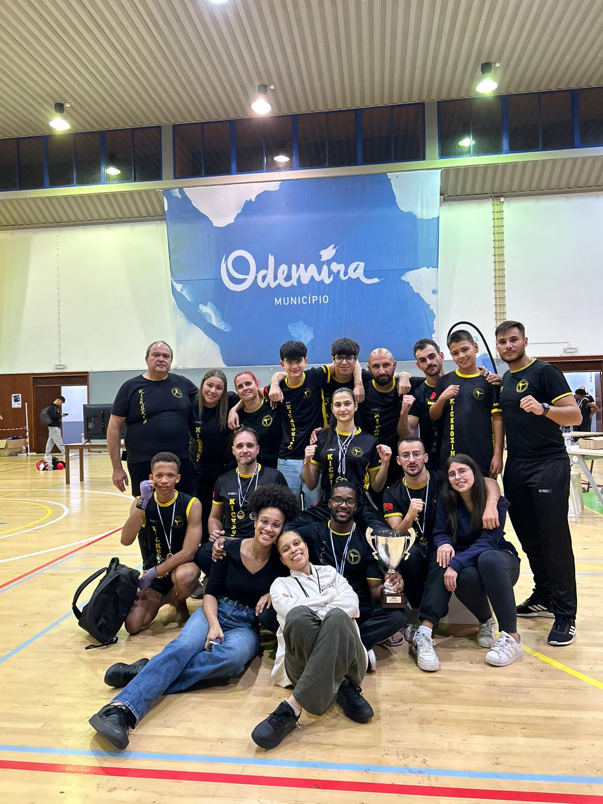 Kickboxing: ADCMC/CCN conquista oito medalhas de ouro em Odemira