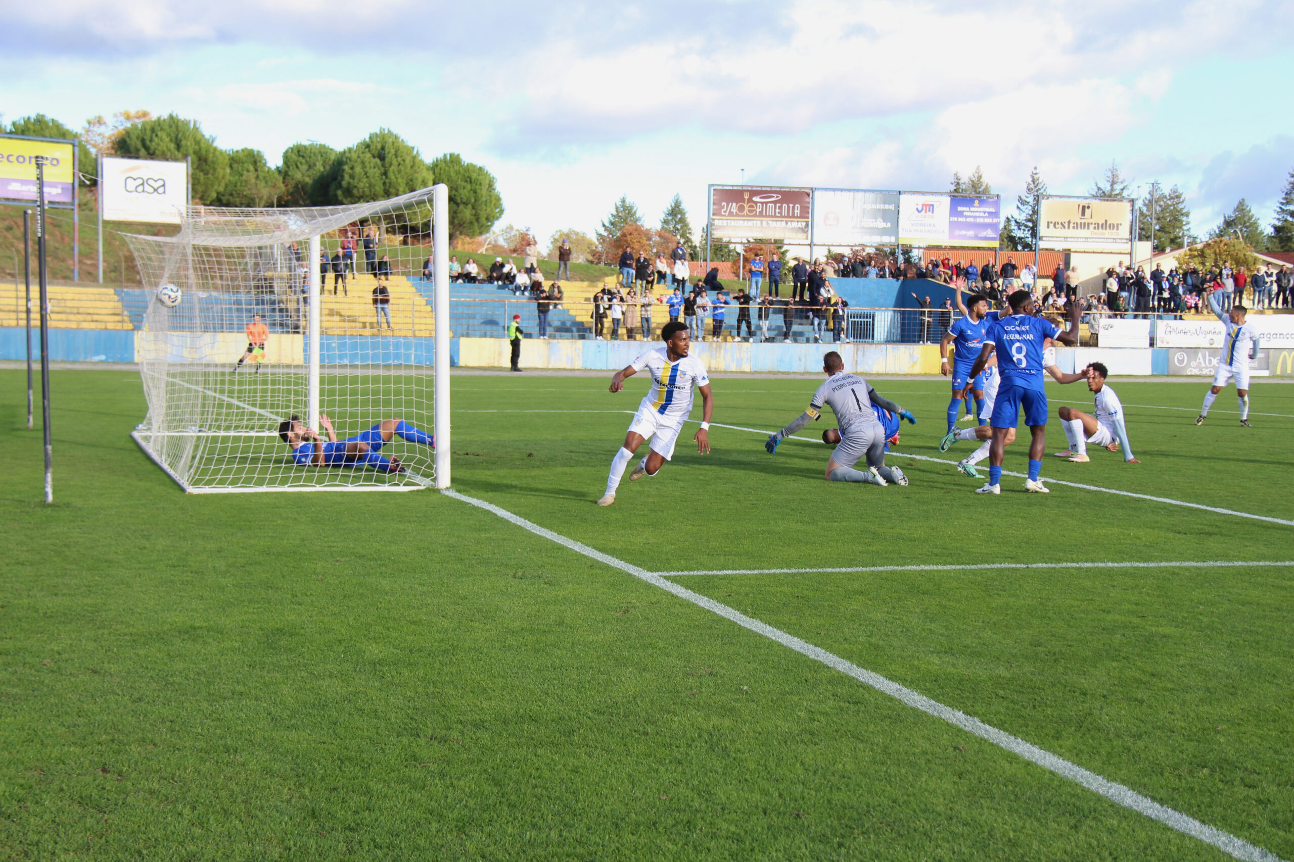 Bragança vence Rebordosa e reforça liderança do Campeonato de Portuga