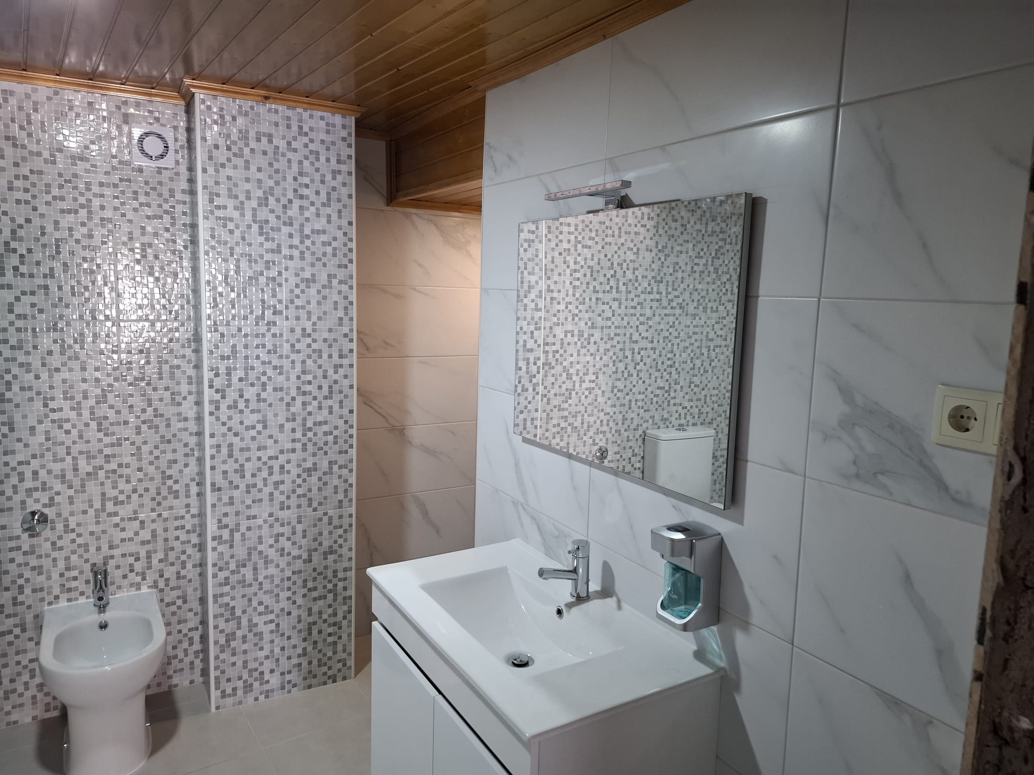 União das Freguesias de Sé, Santa Maria e Meixedo e o município de Bragança requalificam casas de famílias carenciadas