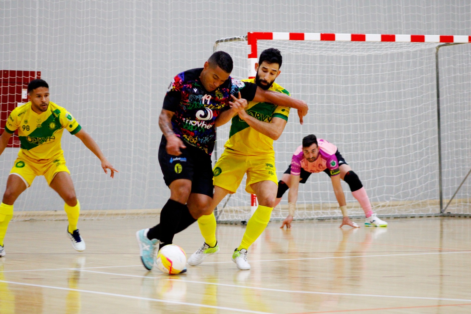 Futsal: Clube Académico de Mogadouro vence Macedense no dérbi transmontano
