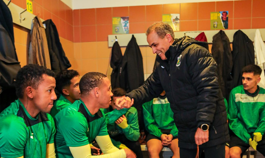 André Irulegui (CA Macedo): “As pessoas do clube desejaram muito que eu viesse e acredito que é possível recuperar a desvantagem”