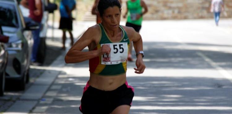 Atletismo: Lucinda Moreiras sagra-se bicampeã nacional de corta-mato longo em Veteranas 55