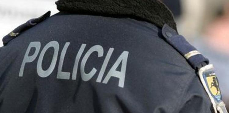 Homem detido por violência doméstica à mãe em Vinhais