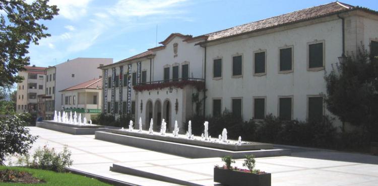 Assembleia Municipal de Macedo de Cavaleiros aprovou orçamento para 2025