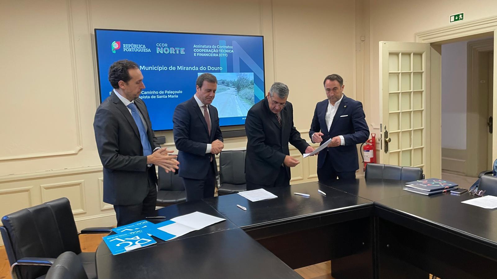 CCDR-N financia metade da empreitada de ligação entre Palaçoulo e mosteiro trapista