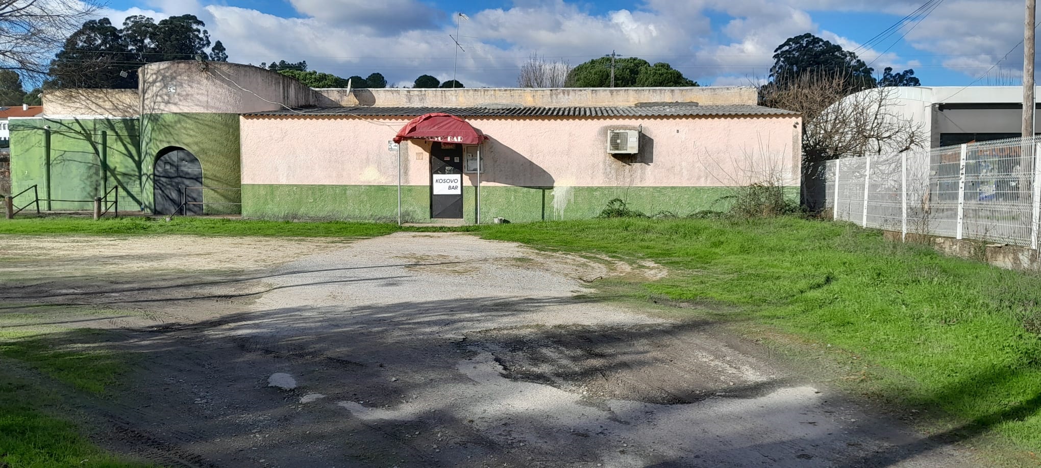 Detidos por prática de lenocínio ficam a aguardar julgamento em liberdade