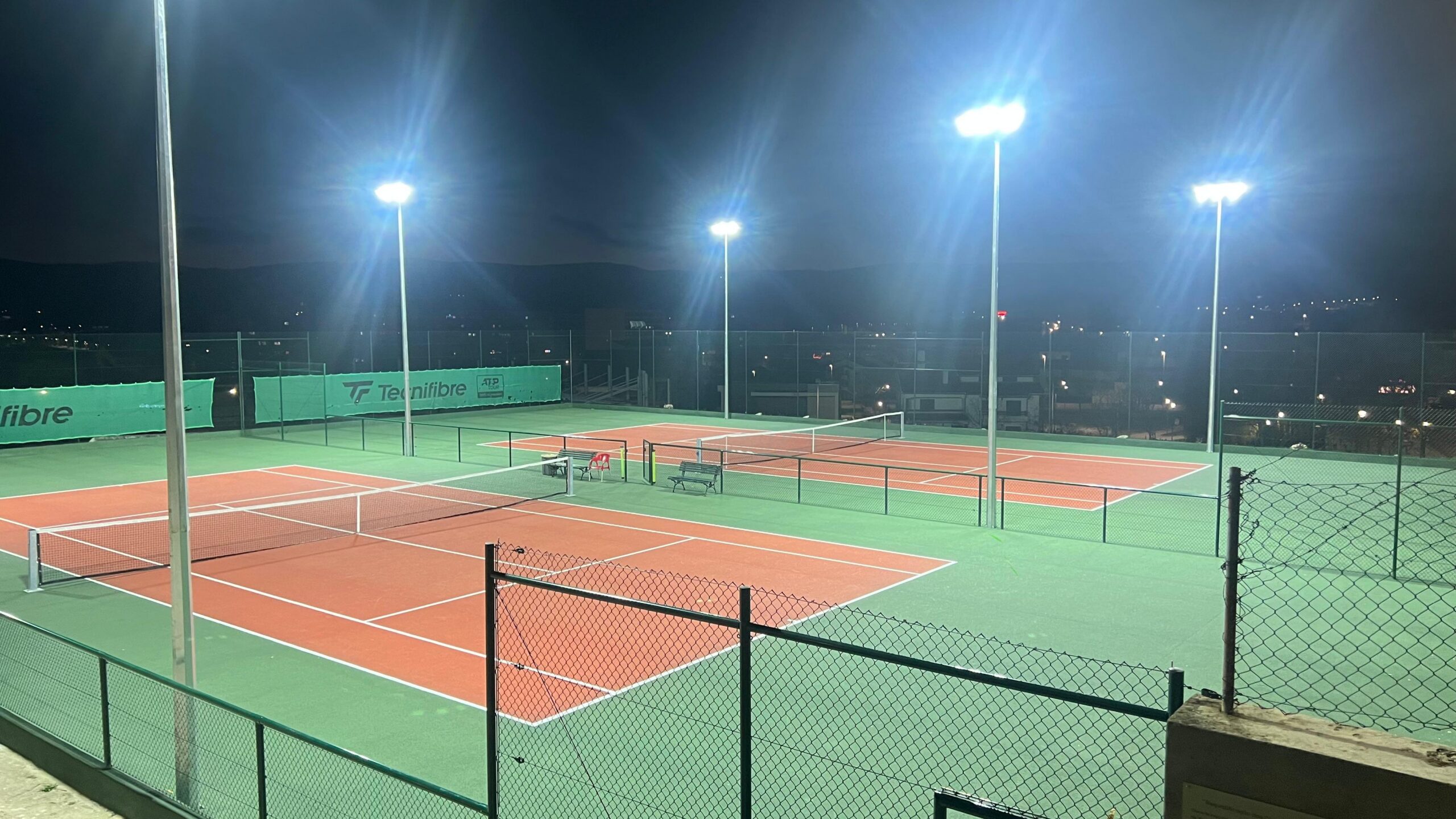 Clube Académico de Bragança comemora 56 anos com a requalificação de dois campos de ténis