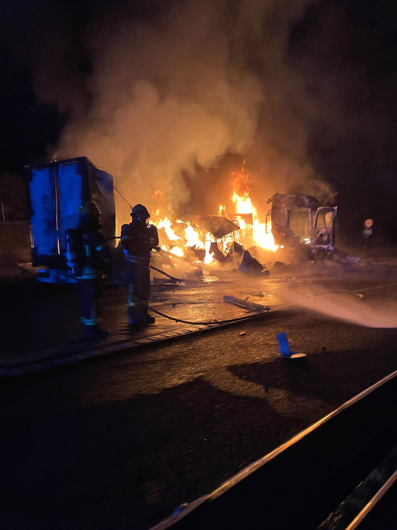 Colisão entre dois camiões na A4 perto de Lamas de Orelhão provocou um morto
