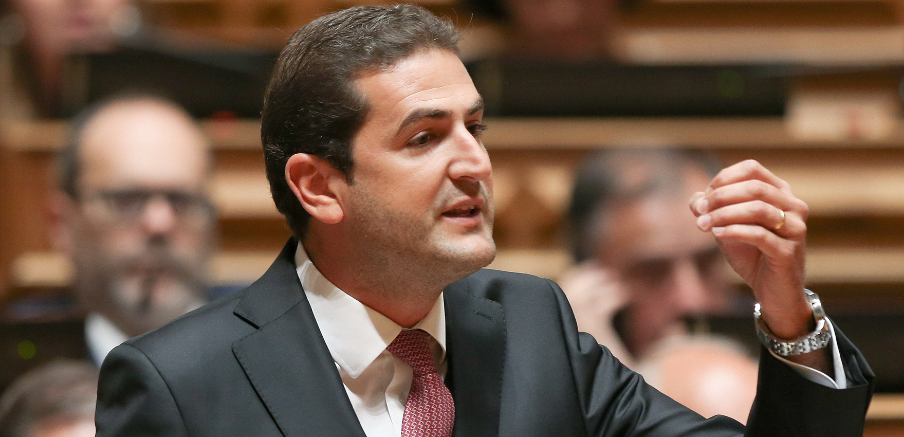 Hugo Soares diz que ainda “não há decisão” sobre Paulo Xavier ser candidato pelo PSD