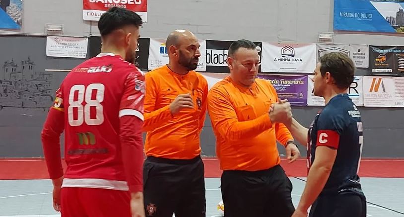 Futsal: Escola Arnaldo Pereira e CD Miranda do Douro discutem amanhã a passagem à Final Four da Taça Distrital