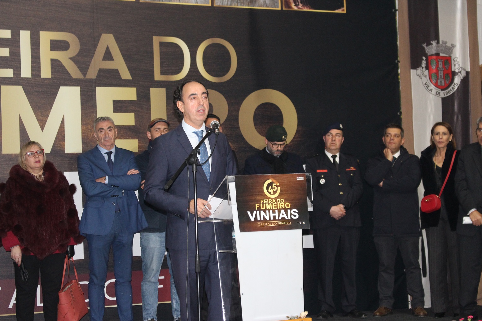 Municípios vão receber tratores para ajudar no combate aos incêndios