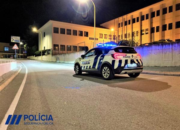 PSP detém quatro homens por furto, condução com excesso de álcool e condução sem carta