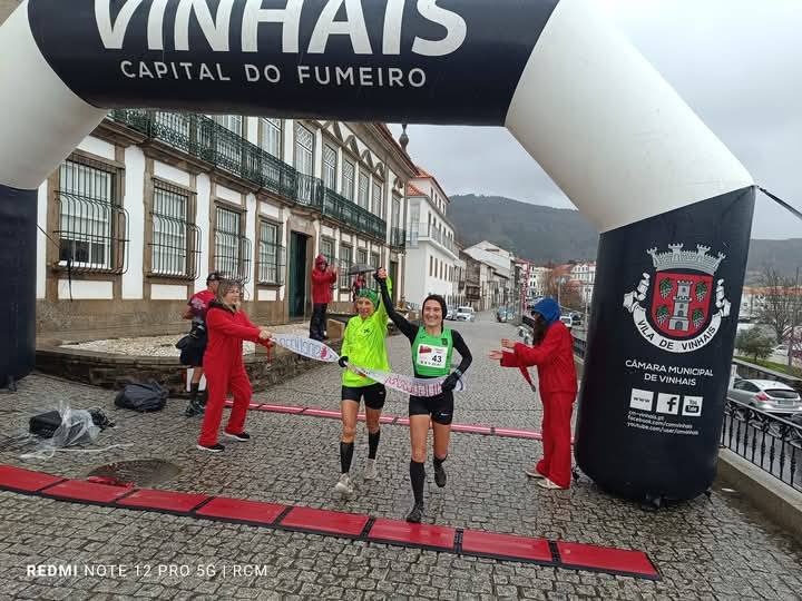 Atletismo: Lucinda Moreiras e Tânia Fernandes cruzam a meta do Trail dos Diabos juntas no Dia Internacional da Mulher