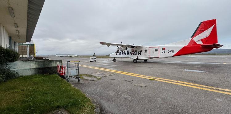 Bragança-Portimão sem ligação aérea após avião da Sevenair ficar retido em Cascais