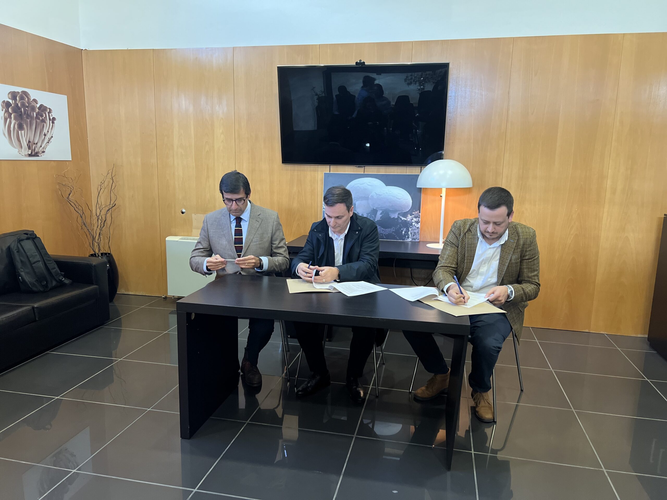 Instituto Politécnico de Bragança e empresa Cuga juntam-se para valorizar os cogumelos