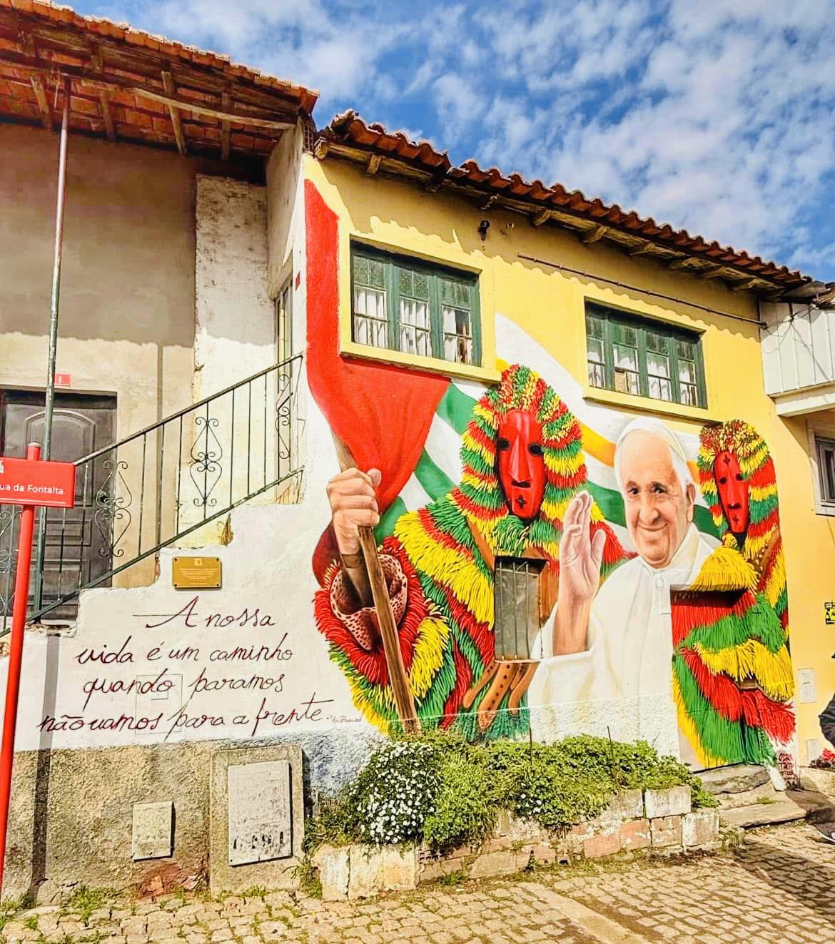 Caretos de Podence querem homenagear Papa com nome numa praça da aldeia