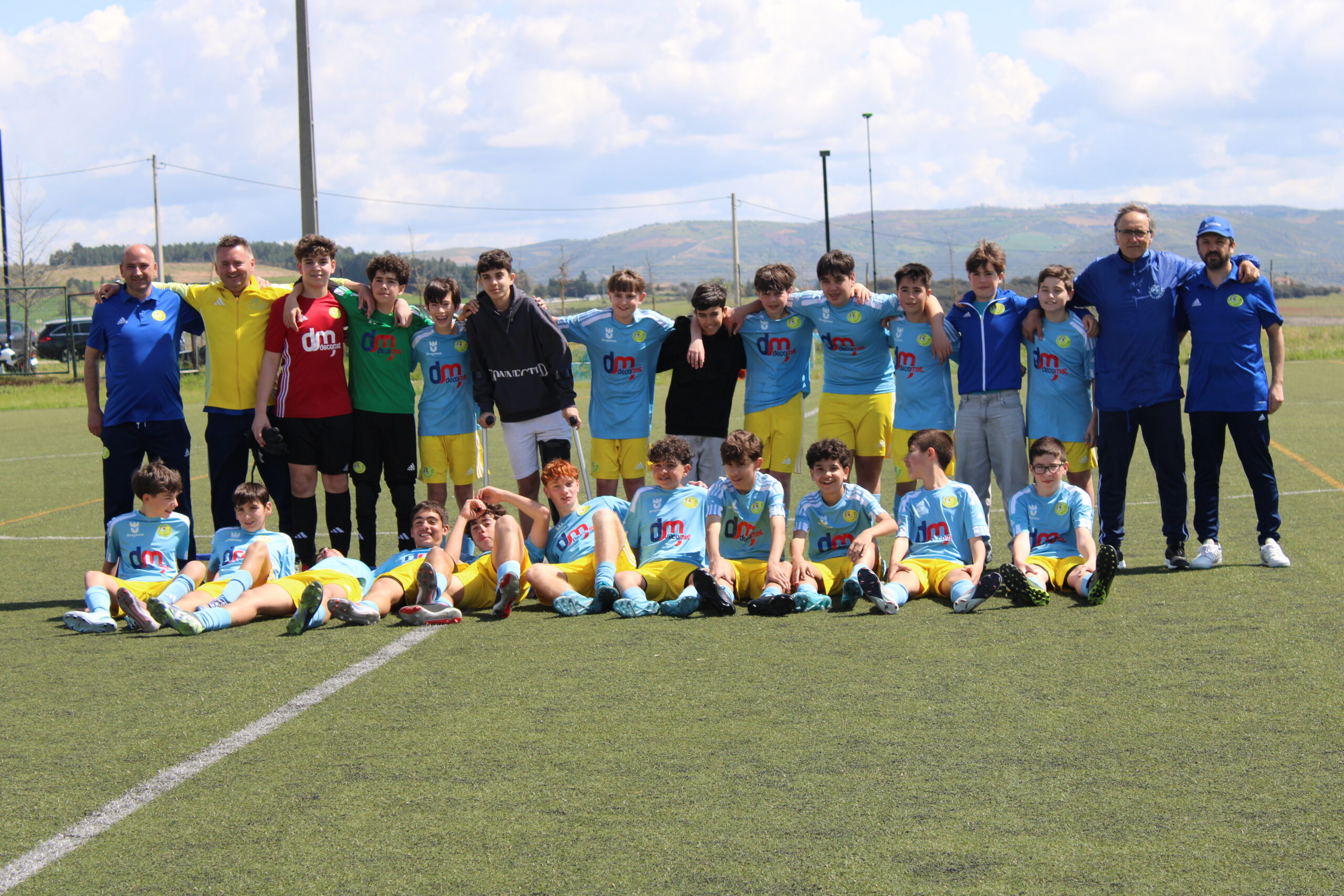 Futebol: Escola Crescer conquista título distrital de iniciados