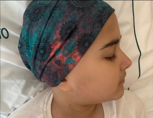 Família de Bragança deixa praticamente de trabalhar para acompanhar filha com leucemia e pede ajuda para fazer face aos gastos