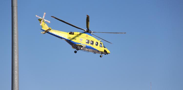 Criança queimada com óleo alimentar é helitransportada para o hospital gravemente ferida