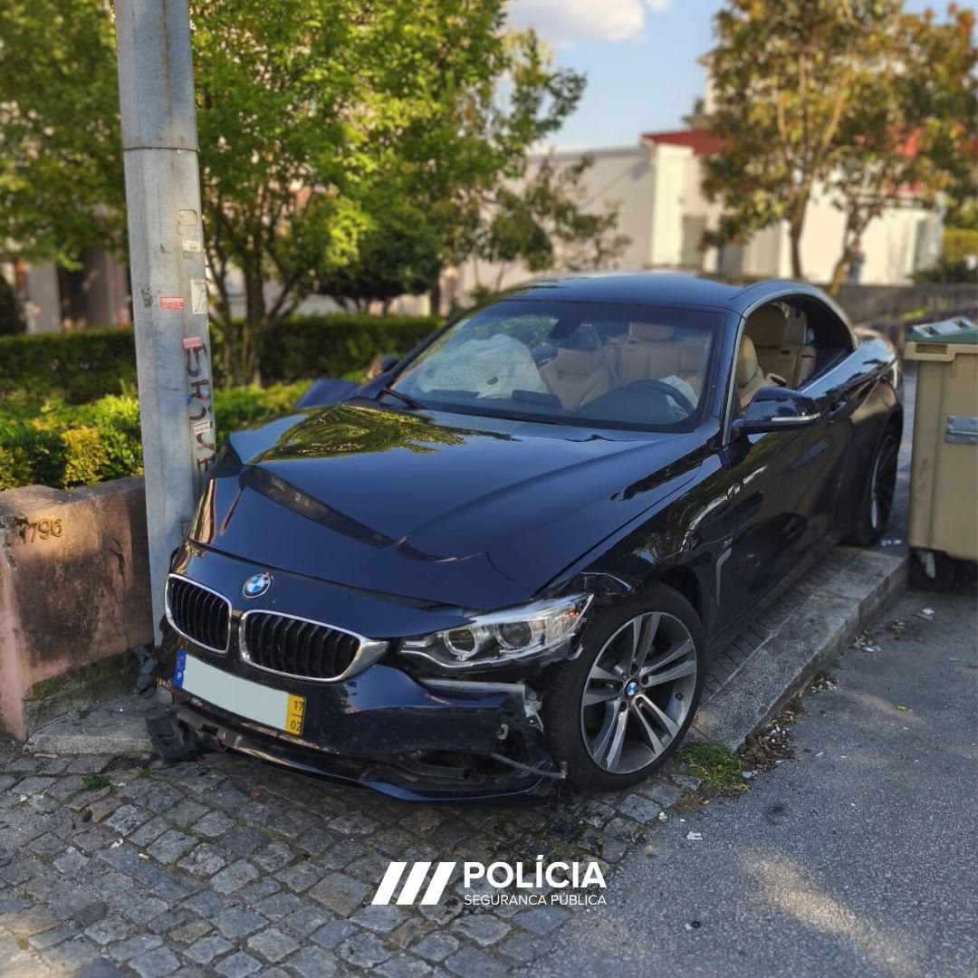 Carro furtado de garagem em Bragança intercetado no Porto com suspeito sem carta de condução e duas menores evadidas de uma instituição