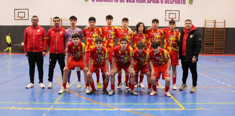 Futsal: Escola Arnaldo Pereira vai jogar um play-off para tentar o acesso à Fase Final da Taça Nacional Sub-15
